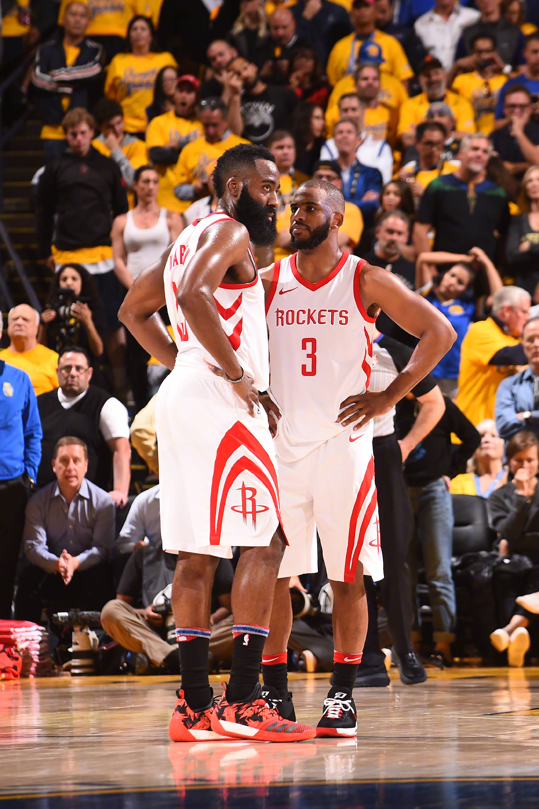 承担重任 承担重任