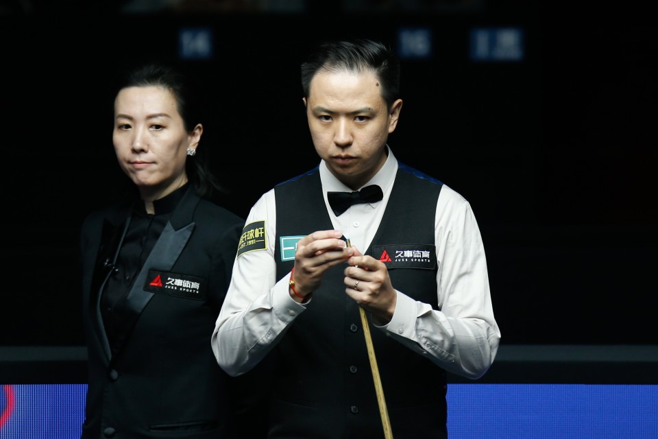 足坛一夜动 足坛一夜动