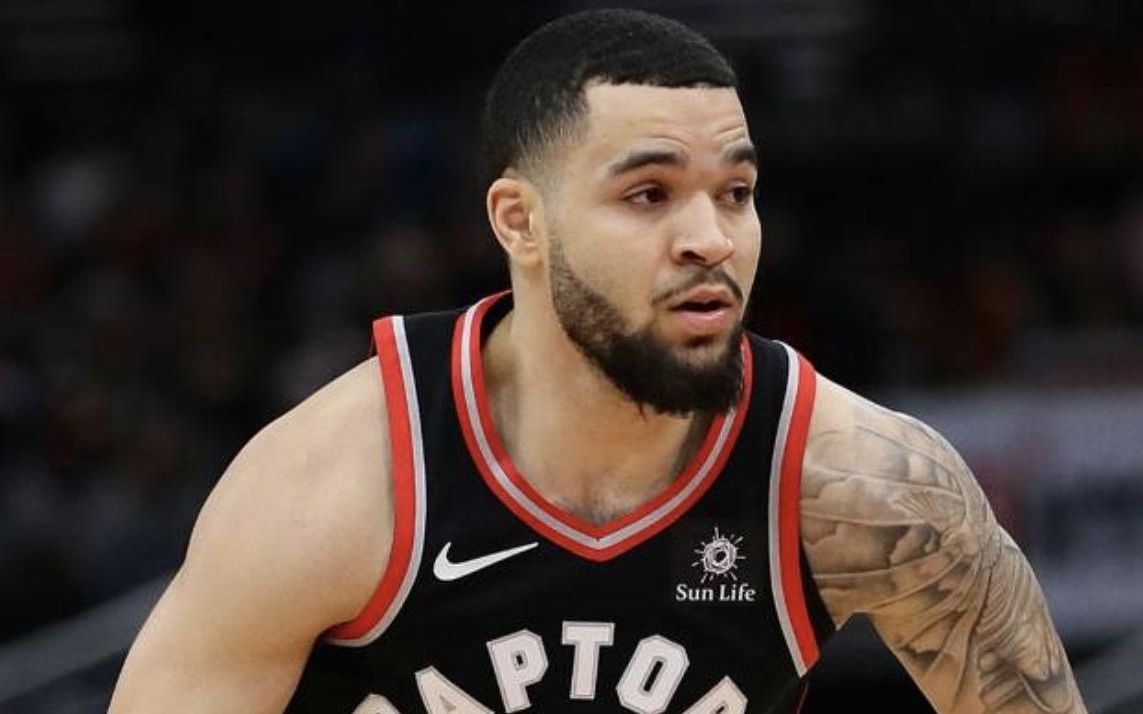 与法蒂续约 与法蒂续约