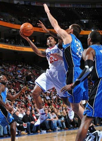 更承载着背 更承载着背