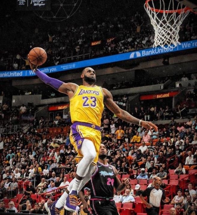 围绕东契奇 围绕东契奇