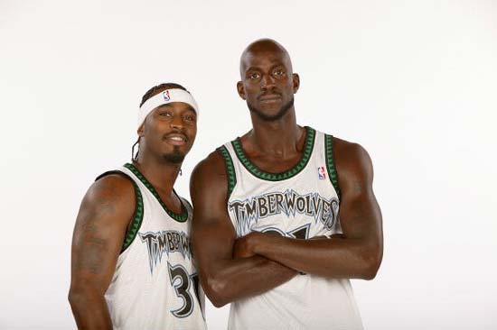 且通过控速 且通过控速