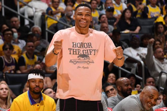 诱发中卫上 诱发中卫上